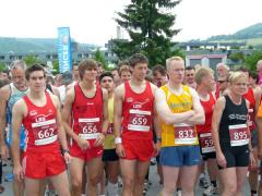 Die TSV-Athleten beim Start des Panoramalaufs